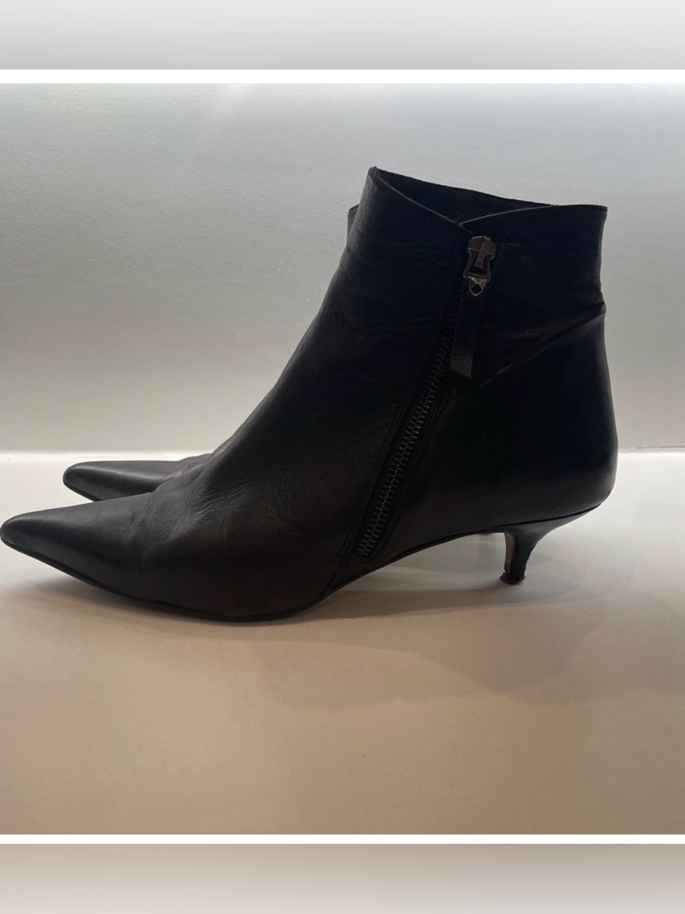 Pedro Miralles Black Leather Pointed-Toe Kitten Heel Ankle Boots